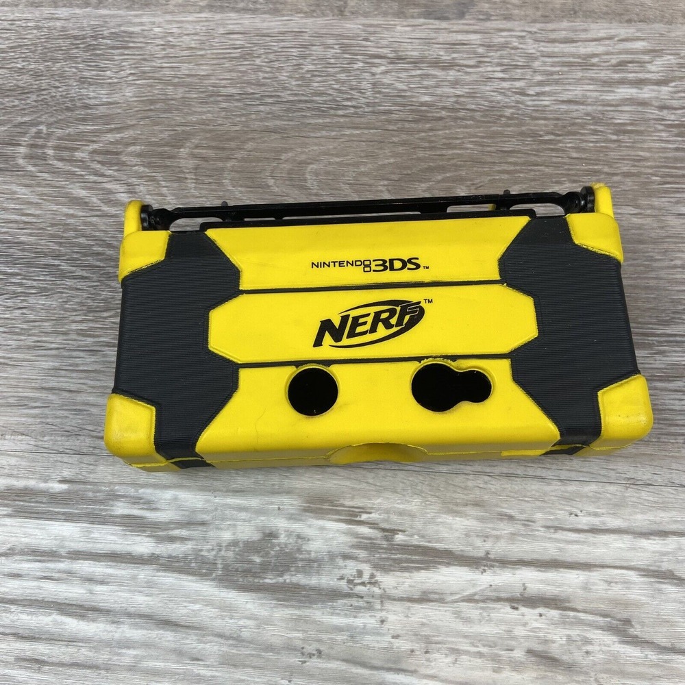NERF Armor Case For Nintendo 3DS  Yellow/Black.‎